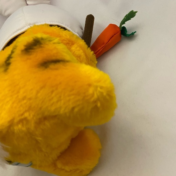 Vintage Garfield Easter Bunny Rabbit Ears Fishing Pole Dangling Carrot Dakin - Picture 15 of 15